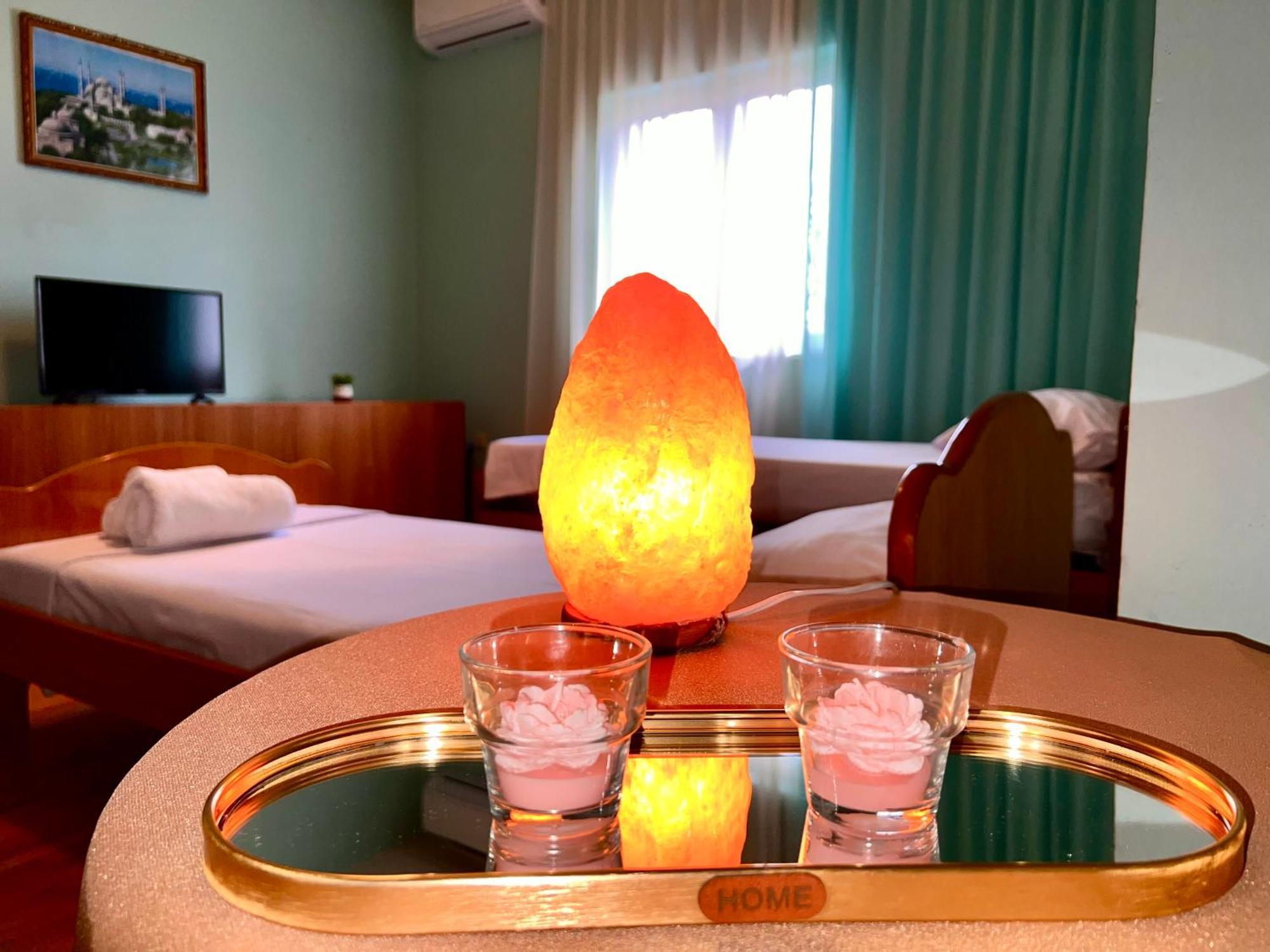 Berat Private Room In Haxhialiu Villa Εξωτερικό φωτογραφία